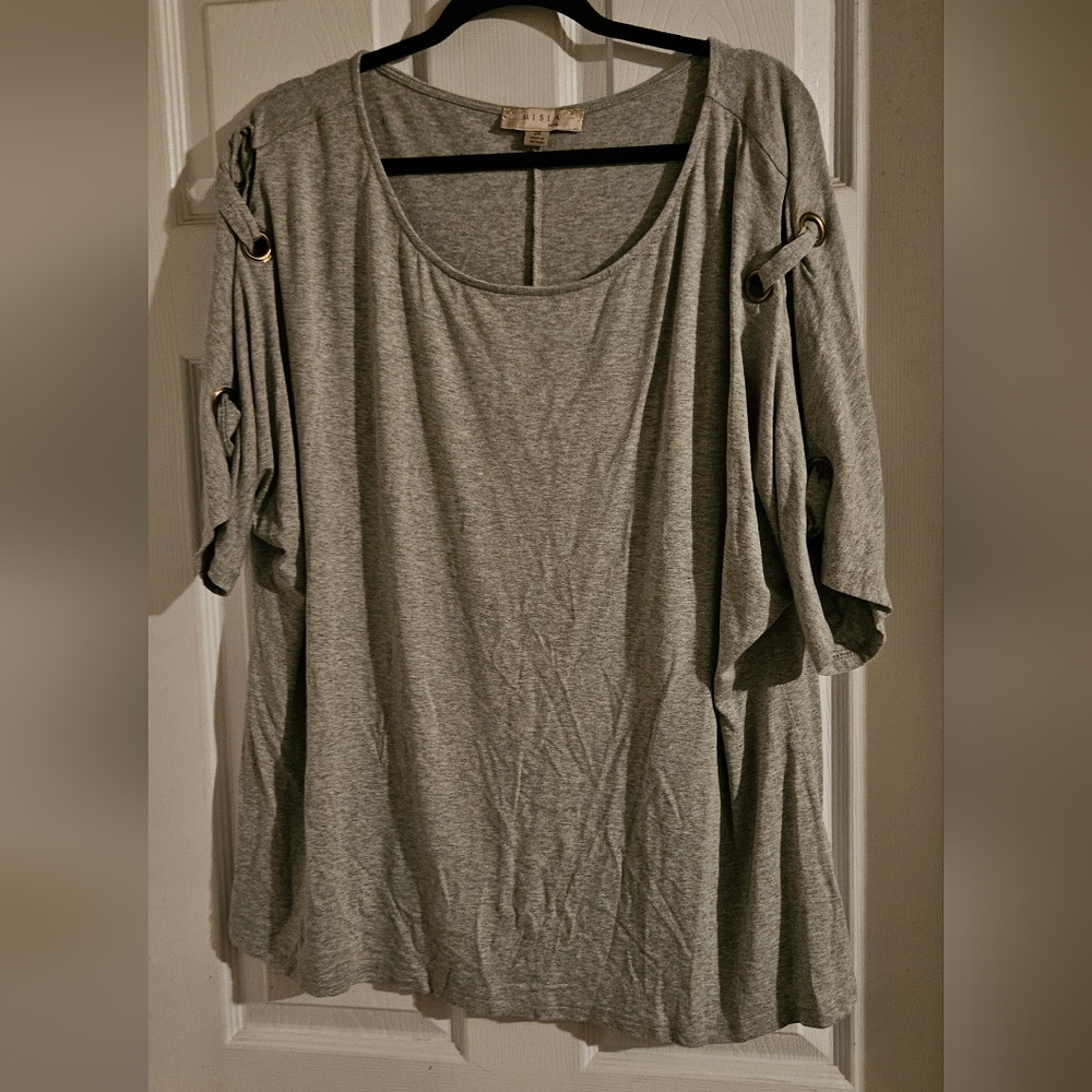 Women's Top with accent cut out sleeves  / 2X